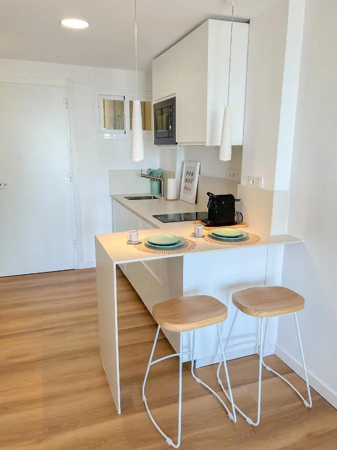 Cozy Studio With Sea Views Benalmadena Apartment
